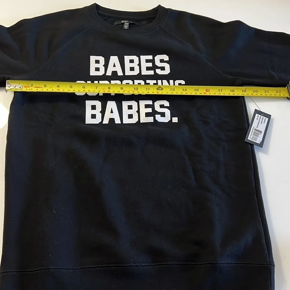 SOLD! NWT: Babes Supporting Babes Sweatshirt by Brunette The Label XS/S - Picture 4 of 10
